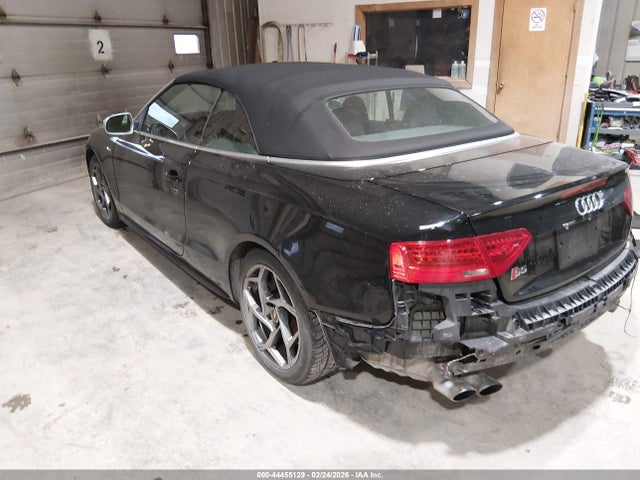 2013 AUDI S5 WAUCGAFH2DN012863 Photo 2