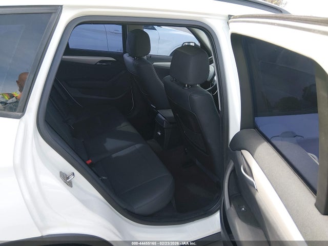 WBAVM1C53FV315102 BMW X1 Sdrive28i