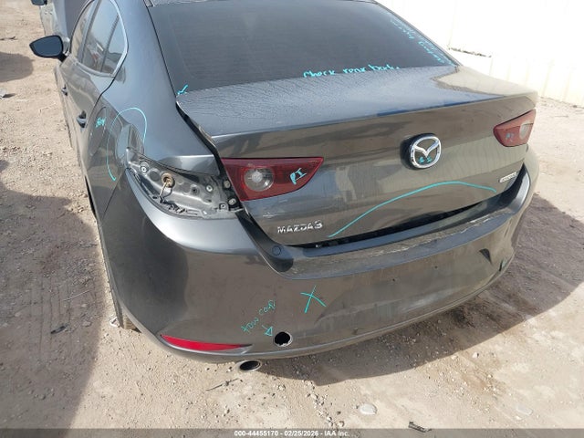 44455170 :رقم المزاد ، 3MZBPABL6NM312407 vin ، 2022 Mazda Mazda3 Select مزاد بيع