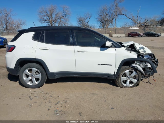 Продаж на аукціоні авто 2018 Jeep Compass Altitude 4x4, vin: 3C4NJDBB4JT395992, номер лоту: 44455224