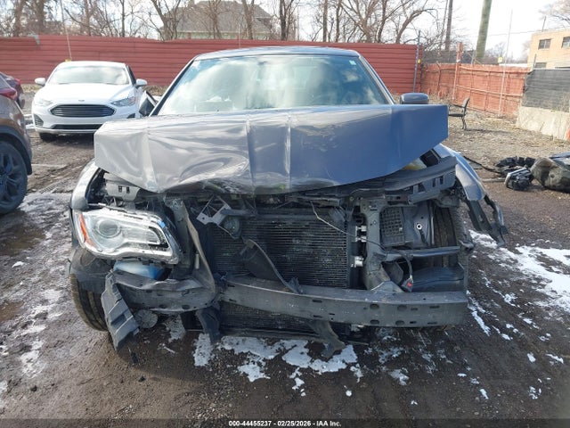 2013 Chrysler 300 Motown მანქანა იყიდება აუქციონზე, vin: 2C3CCARG9DH708506, აუქციონის ნომერი: 44455237