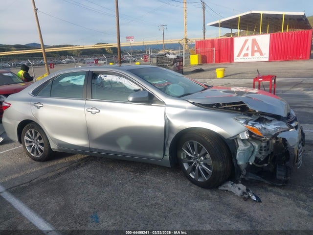 4T1BD1FK2HU202012 Toyota Camry Hybrid Xle