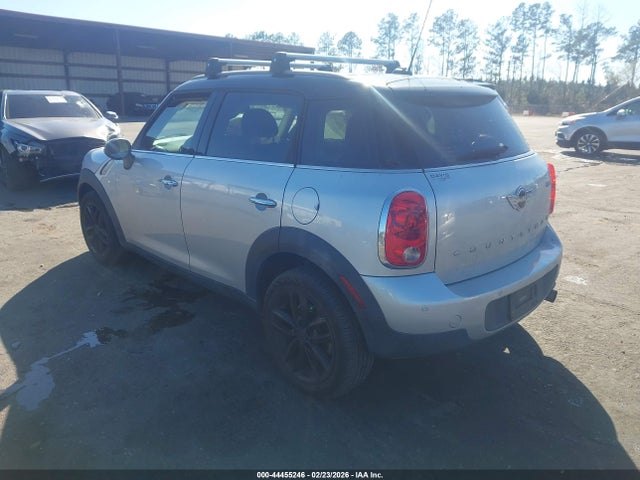 2013 MINI COUNTRYMAN WMWZB3C55DWR36142 Photo 2