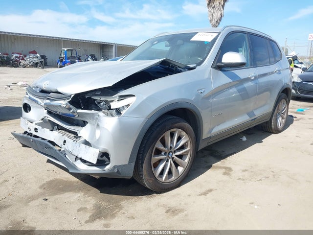 2016 BMW X3 5UXWX9C53G0D76026 Photo 1
