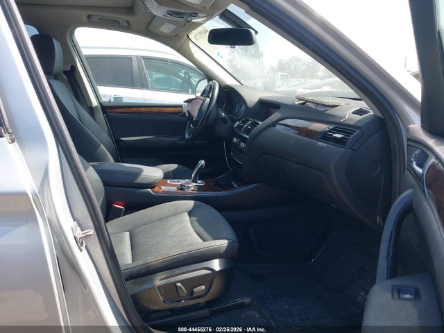 2016 BMW X3 5UXWX9C53G0D76026 Photo 4