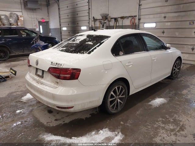 2017 Volkswagen Jetta 1.4t Se მანქანა იყიდება აუქციონზე, vin: 3VWB67AJ8HM373767, აუქციონის ნომერი: 44455304