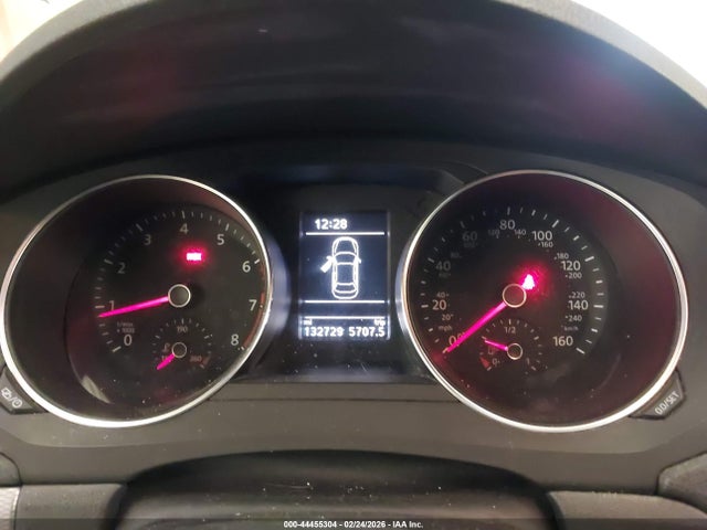 2017 Volkswagen Jetta 1.4t Se მანქანა იყიდება აუქციონზე, vin: 3VWB67AJ8HM373767, აუქციონის ნომერი: 44455304