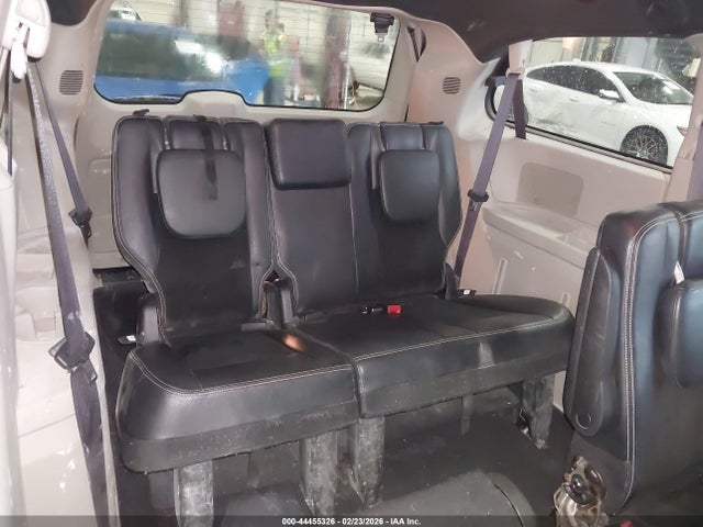 2C4RDGCGXHR624256 Dodge Grand Caravan Sxt