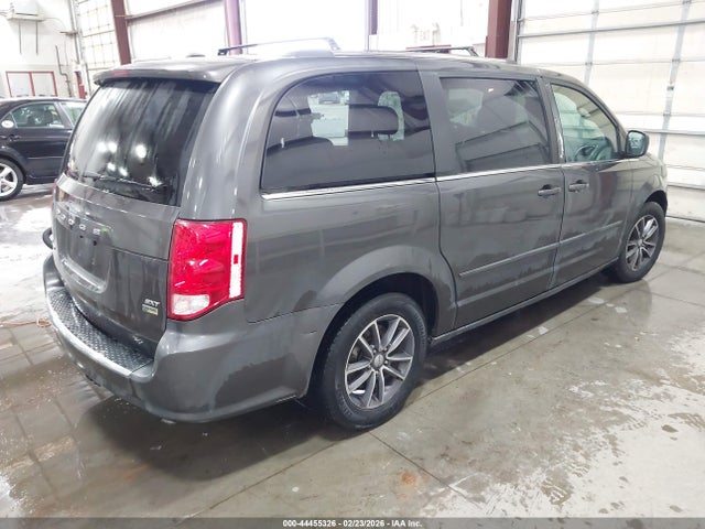 2C4RDGCGXHR624256 Dodge Grand Caravan Sxt