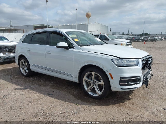 2019 AUDI Q7 WA1VAAF70KD021725 Photo 0