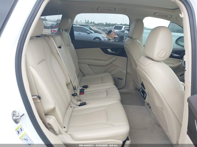 2019 Audi Q7 55 Premium მანქანა იყიდება აუქციონზე, vin: WA1VAAF70KD021725, აუქციონის ნომერი: 44455331