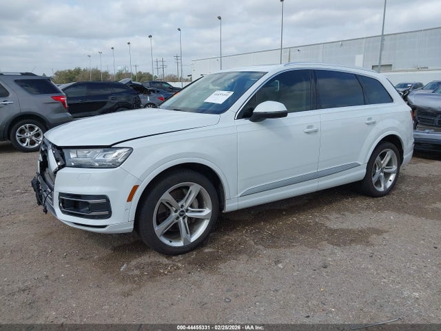 2019 AUDI Q7 WA1VAAF70KD021725 Photo 1