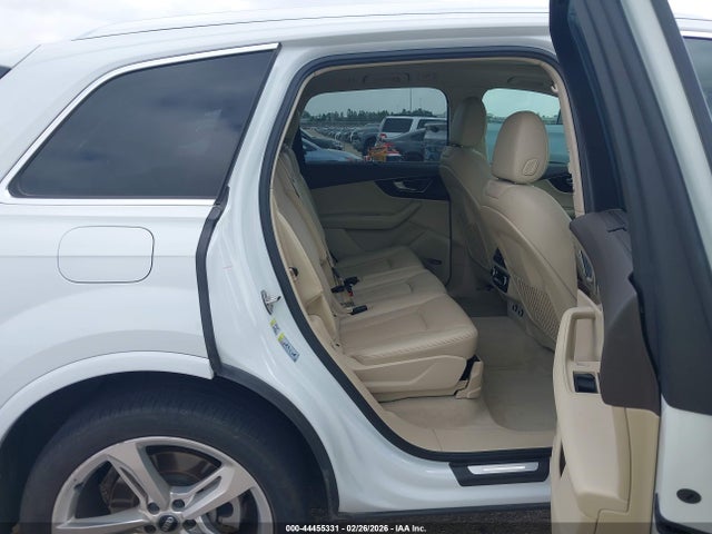 2019 AUDI Q7 WA1VAAF70KD021725 Photo 7