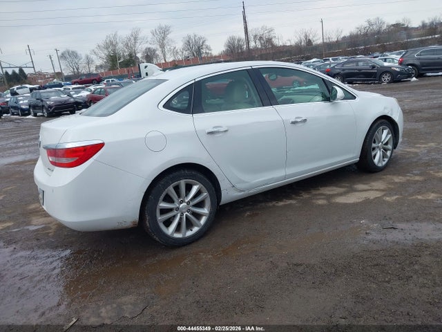 1G4PR5SKXE4204915 Buick Verano Convenience Group