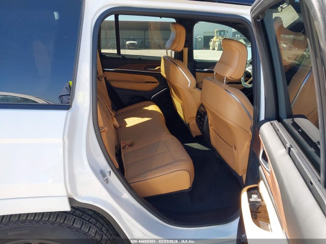 2025 Jeep Grand Cherokee Summit 4x4 მანქანა იყიდება აუქციონზე, vin: 1C4RJHEG7S8644236, აუქციონის ნომერი: 44455353