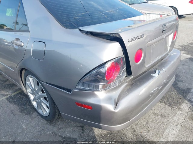 44455367 :رقم المزاد ، JTHBD192330075933 vin ، 2003 Lexus Is 300 مزاد بيع