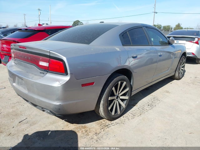 44455370 :رقم المزاد ، 2C3CDXHGXEH295806 vin ، 2014 Dodge Charger Sxt مزاد بيع
