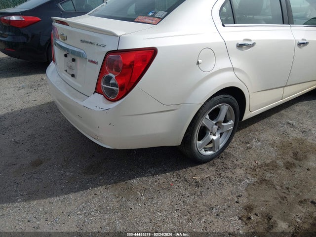 2015 CHEVROLET SONIC 1G1JE5SB8F4145881 Photo 5