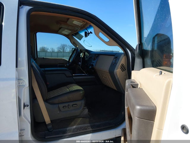 2011 FORD F-250 1FT7W2BT5BEC92573 Photo 4
