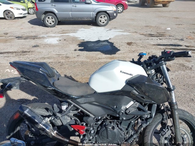 Kawasaki Er400 D 2023 JKAERKD1XPDAM1598 Image 12