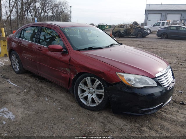 2013 CHRYSLER 200 1C3CCBBB3DN732327