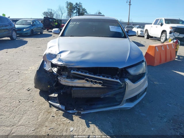 2015 Audi A4 2.0t Premium მანქანა იყიდება აუქციონზე, vin: WAUAFAFLXFN009503, აუქციონის ნომერი: 44455418