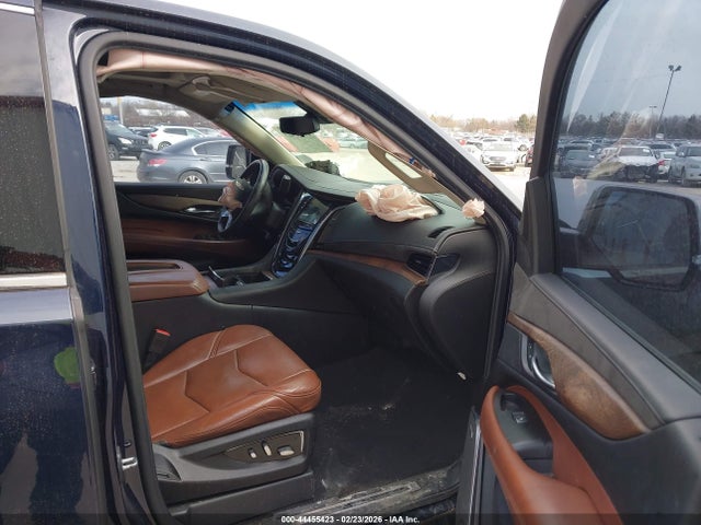 2018 Cadillac Escalade Premium Luxury მანქანა იყიდება აუქციონზე, vin: 1GYS4CKJ3JR245855, აუქციონის ნომერი: 44455423