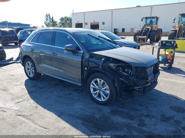 2025 AUDI Q3 WA1DECF38S1059441 Photo 0