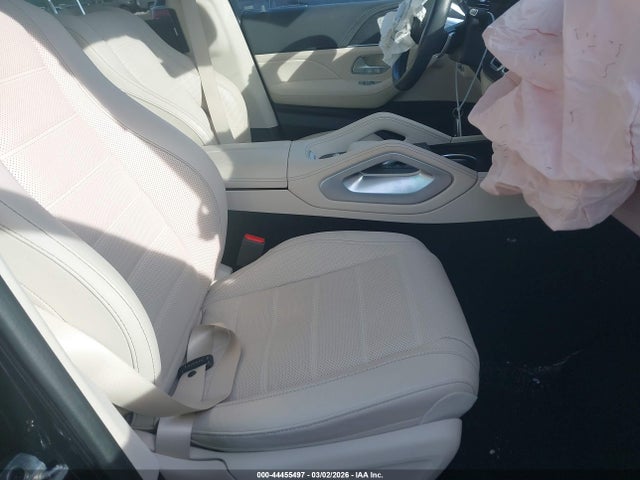 Продажа на аукционе авто 2024 Mercedes-benz Gls 580 4matic, vin: 4JGFF8FEXRB211083, номер лота: 44455497