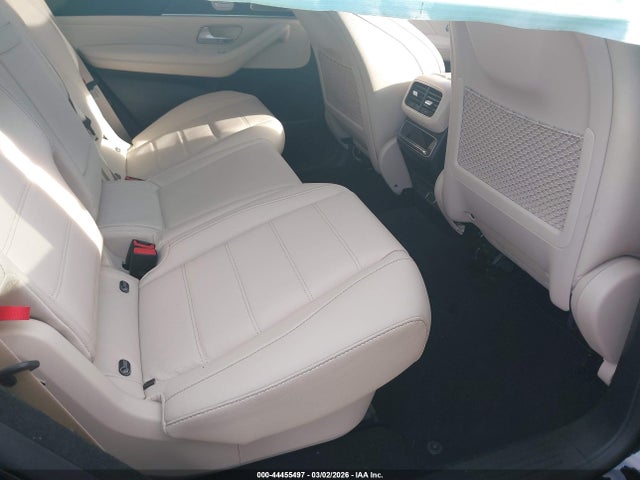 Продажа на аукционе авто 2024 Mercedes-benz Gls 580 4matic, vin: 4JGFF8FEXRB211083, номер лота: 44455497
