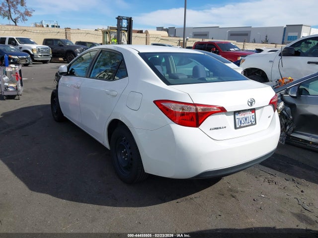 Toyota COROLLA LE 2017 5YFBURHE3HP660651 Image 3