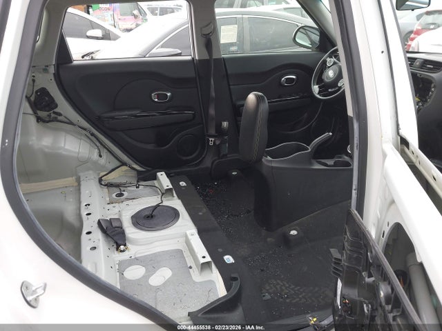 KNDJP3A57G7293800 KIA SOUL +