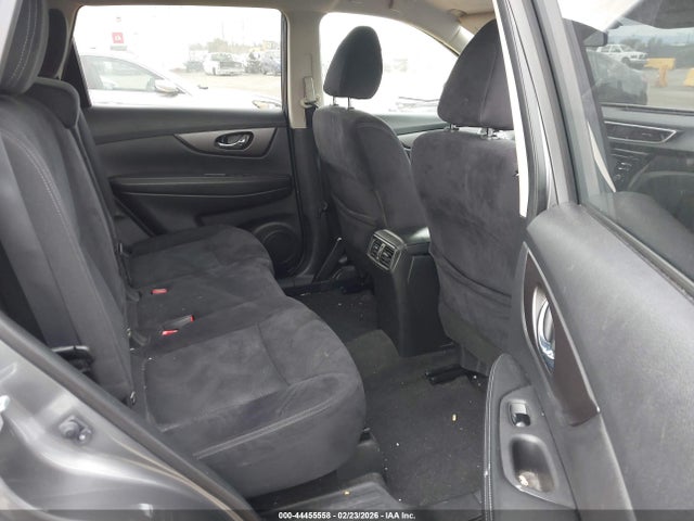 JN8AT2MV9GW132697 Nissan ROGUE SV
