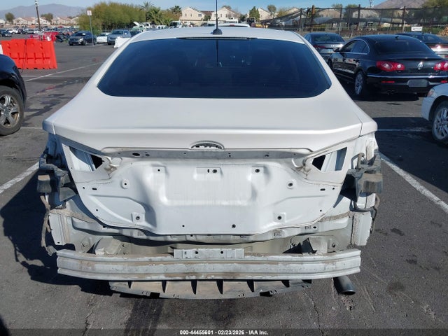 Ford Fusion Energi Se Luxury 2015 3FA6P0PU3FR247736 Image 17