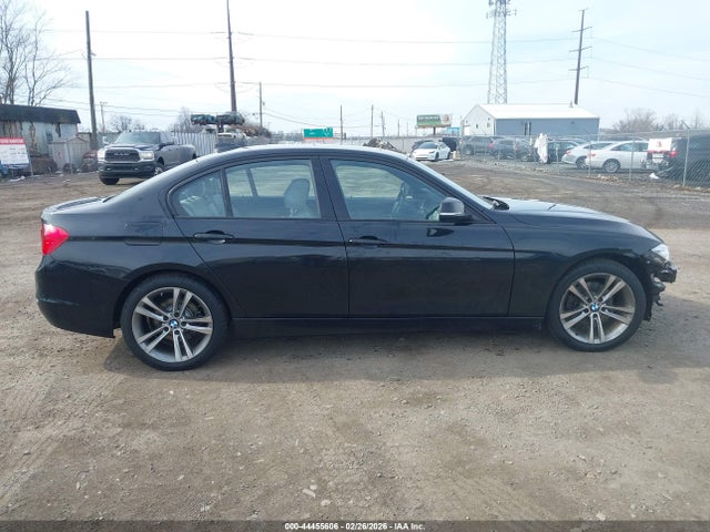 44455606 :رقم المزاد ، WBA3B3C51DF538612 vin ، 2013 Bmw 328i Xdrive مزاد بيع