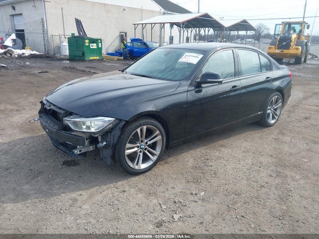 44455606 :رقم المزاد ، WBA3B3C51DF538612 vin ، 2013 Bmw 328i Xdrive مزاد بيع