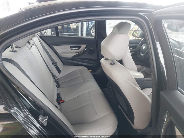 44455606 :رقم المزاد ، WBA3B3C51DF538612 vin ، 2013 Bmw 328i Xdrive مزاد بيع