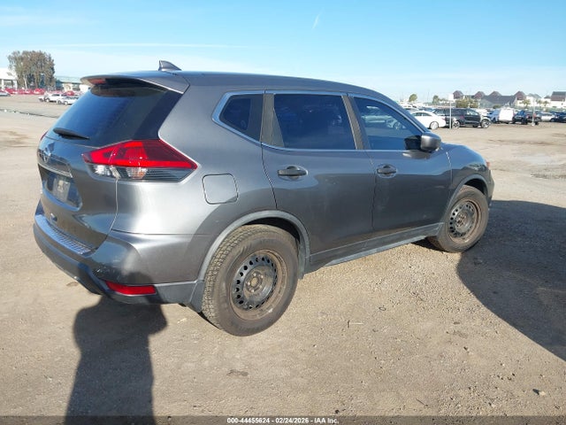 Nissan ROGUE S 2019 JN8AT2MT8KW253745 Image 4