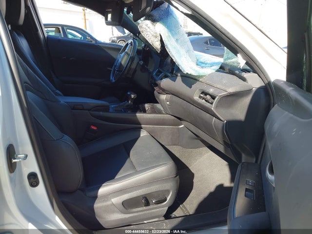 2023 LEXUS UX 250H JTHX6JBH9P2152894 Photo 4