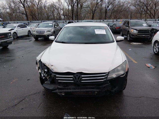 1VWBP7A37EC012297 Volkswagen Passat 2.5l Se