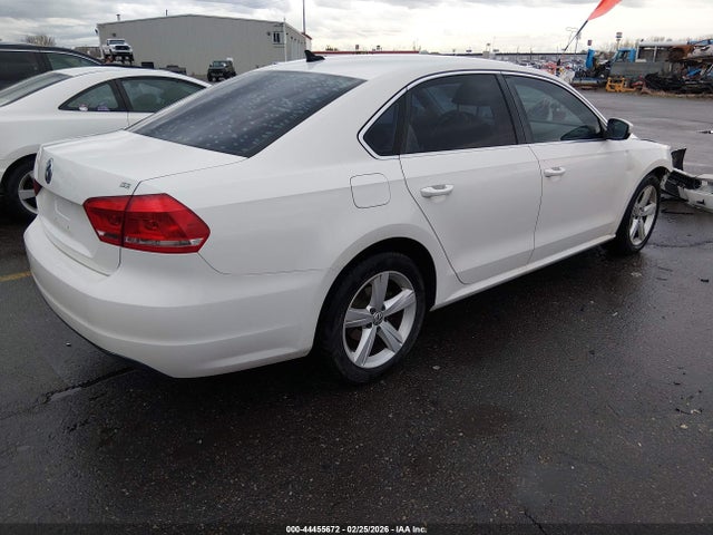 1VWBP7A37EC012297 Volkswagen Passat 2.5l Se