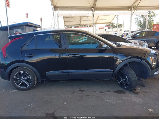 KIA NIRO LX 2023 KNDCP3LE7P5101714 Image 13