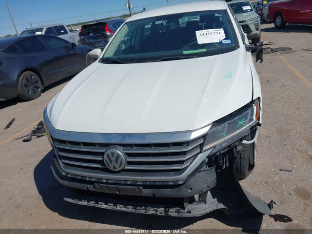44455731 :رقم المزاد ، 1VWAA7A31MC018236 vin ، 2021 Volkswagen Passat 2.0t S مزاد بيع