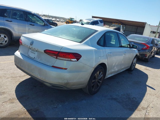 44455731 :رقم المزاد ، 1VWAA7A31MC018236 vin ، 2021 Volkswagen Passat 2.0t S مزاد بيع