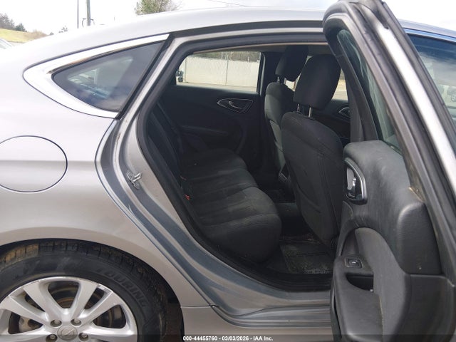 Продажа на аукционе авто 2015 Chrysler 200 Limited, vin: 1C3CCCAB2FN745659, номер лота: 44455760
