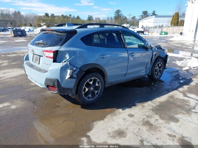 2018 SUBARU CROSSTREK JF2GTABC1JH329233 Photo 3