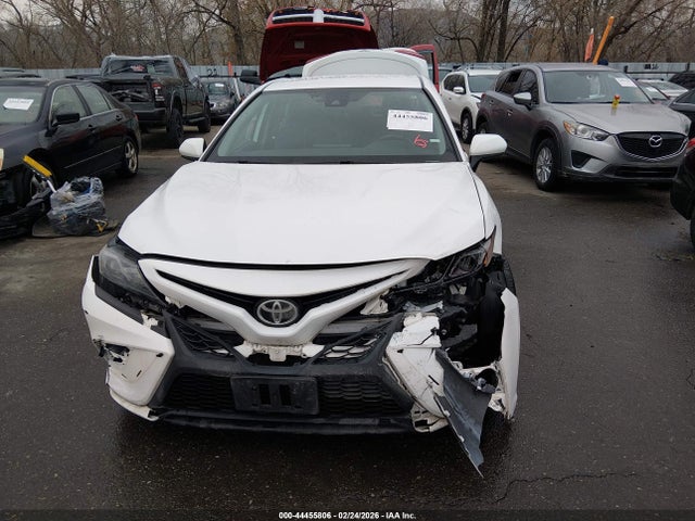 4T1G11AK4MU415964 Toyota CAMRY SE