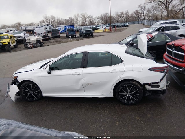 4T1G11AK4MU415964 Toyota CAMRY SE