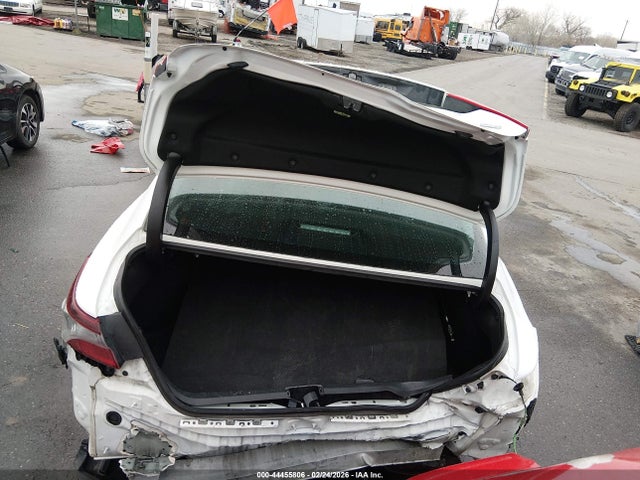 4T1G11AK4MU415964 Toyota CAMRY SE