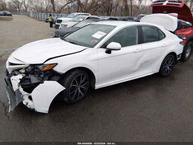 4T1G11AK4MU415964 Toyota CAMRY SE